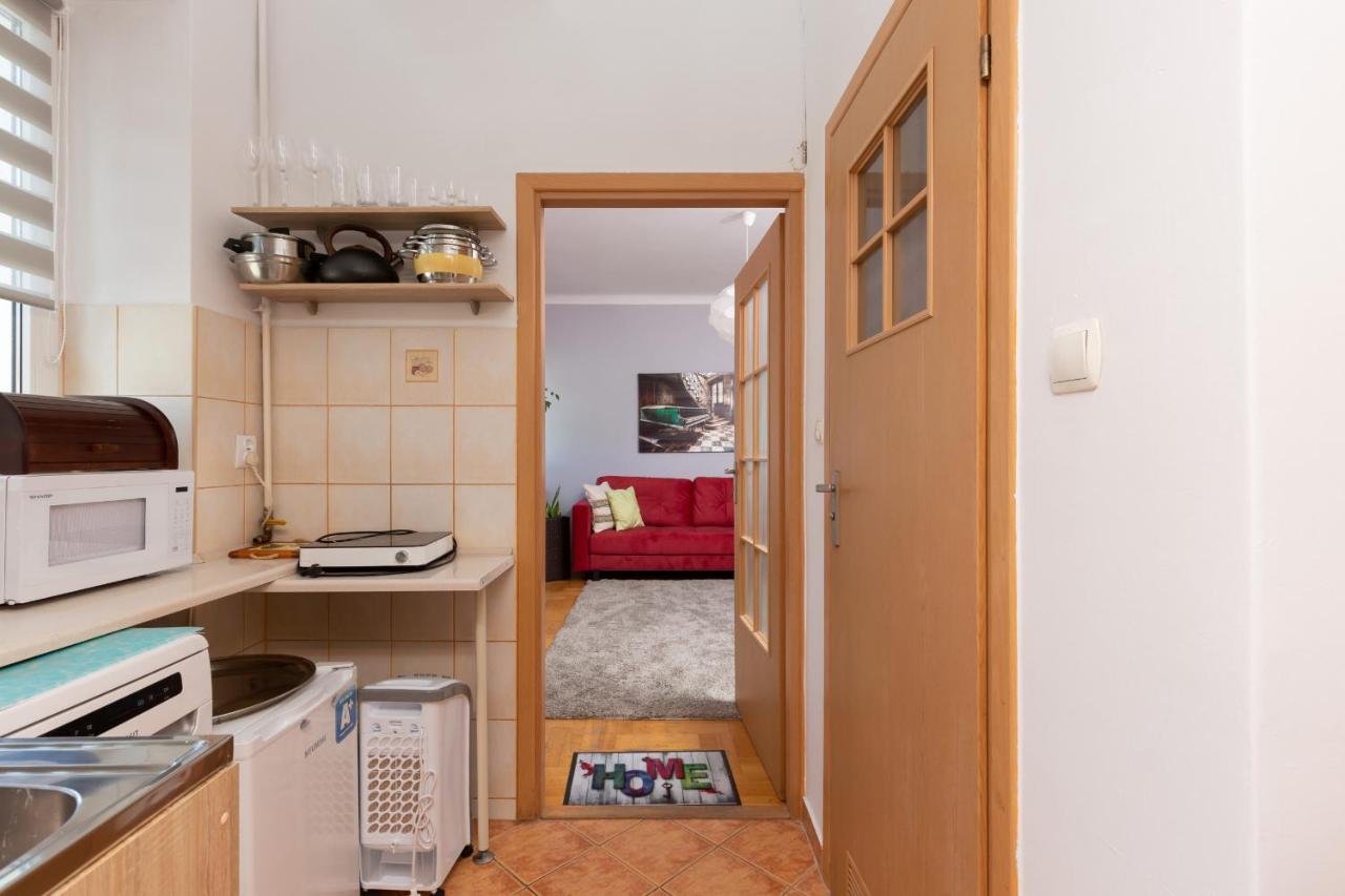 Metro Politechnika Studio Konstytucji By Renters Appartement Warschau Buitenkant foto