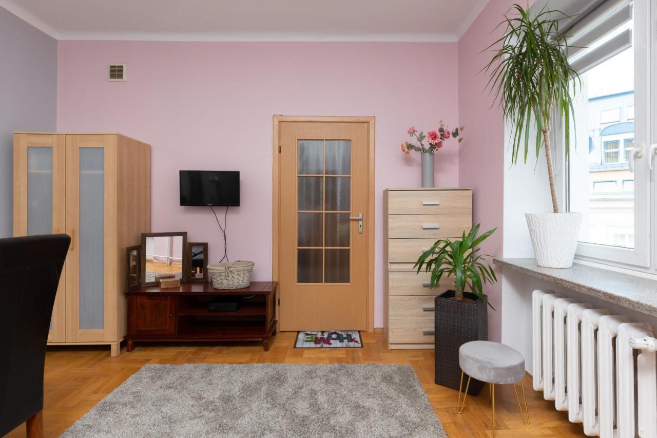 Metro Politechnika Studio Konstytucji By Renters Appartement Warschau Buitenkant foto