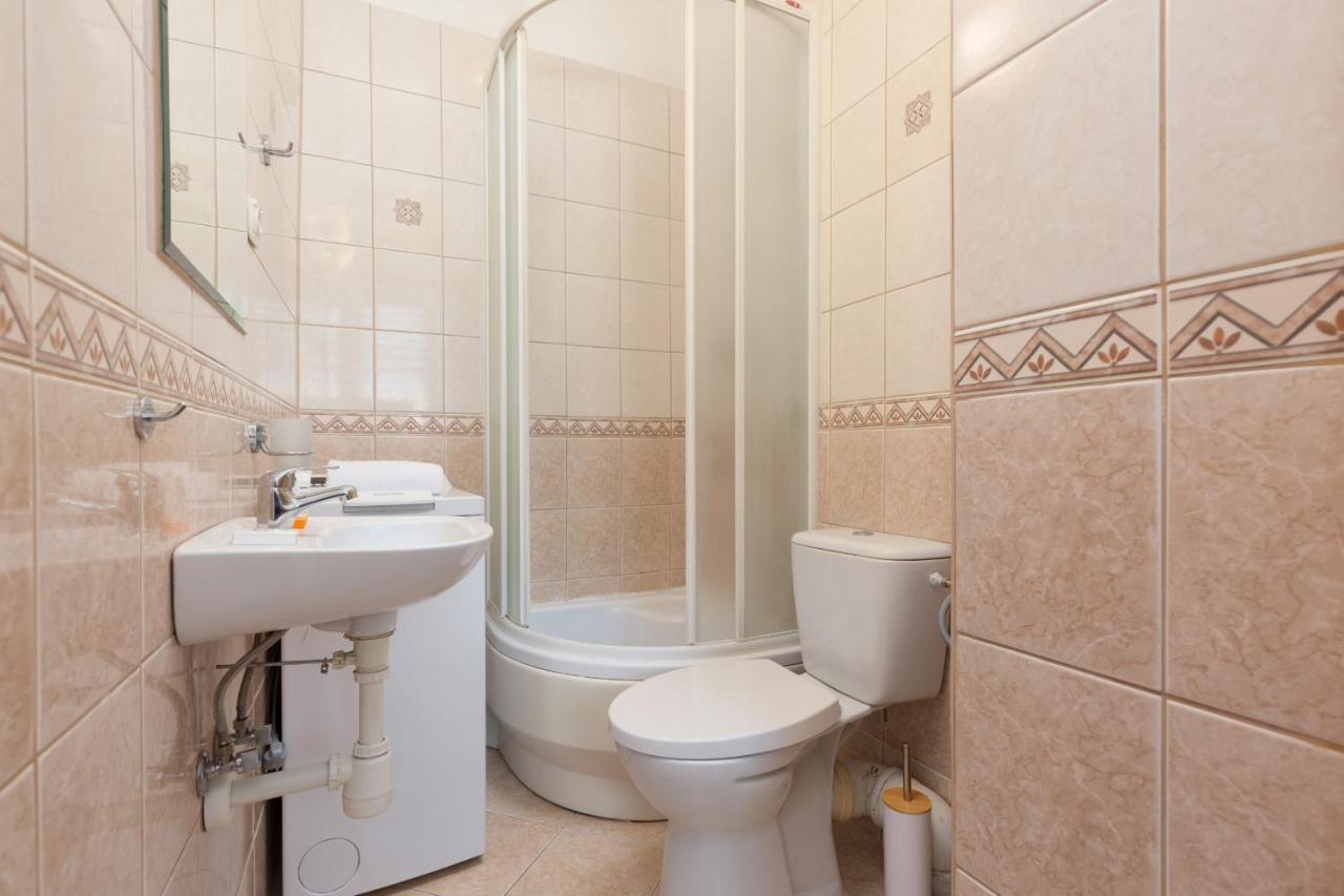 Metro Politechnika Studio Konstytucji By Renters Appartement Warschau Buitenkant foto